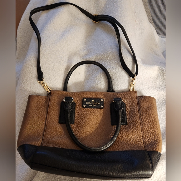 Kate Spade Bay Street Camryn Leather Crossbody/ Satchel Bag EUC - Picture 10 of 11